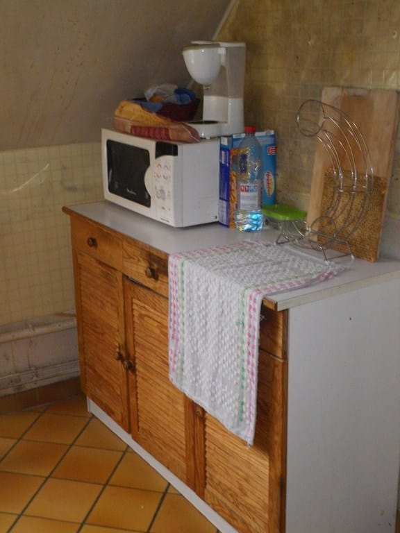Cuisine avant travaux, Rénovation appartement à Gare d’Asnières sur Seine de 25m²
