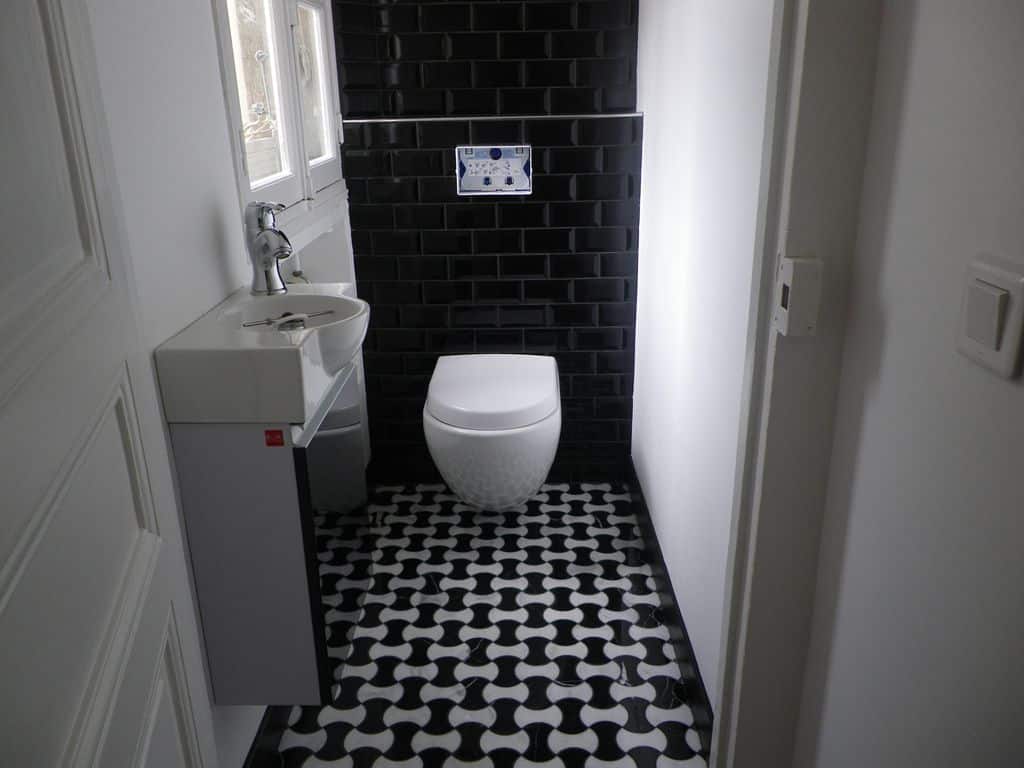 WC après travaux, Rénovation appartement de 50m² au quartier Pont de Neuilly à Neuilly sur Seine 92200