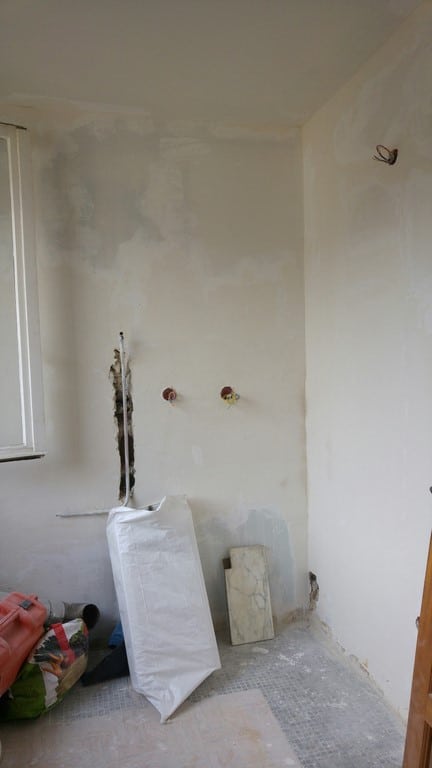 Douche avant travaux, Rénovation appartement proche Place d’Italie PARIS 75013 de 54 m2